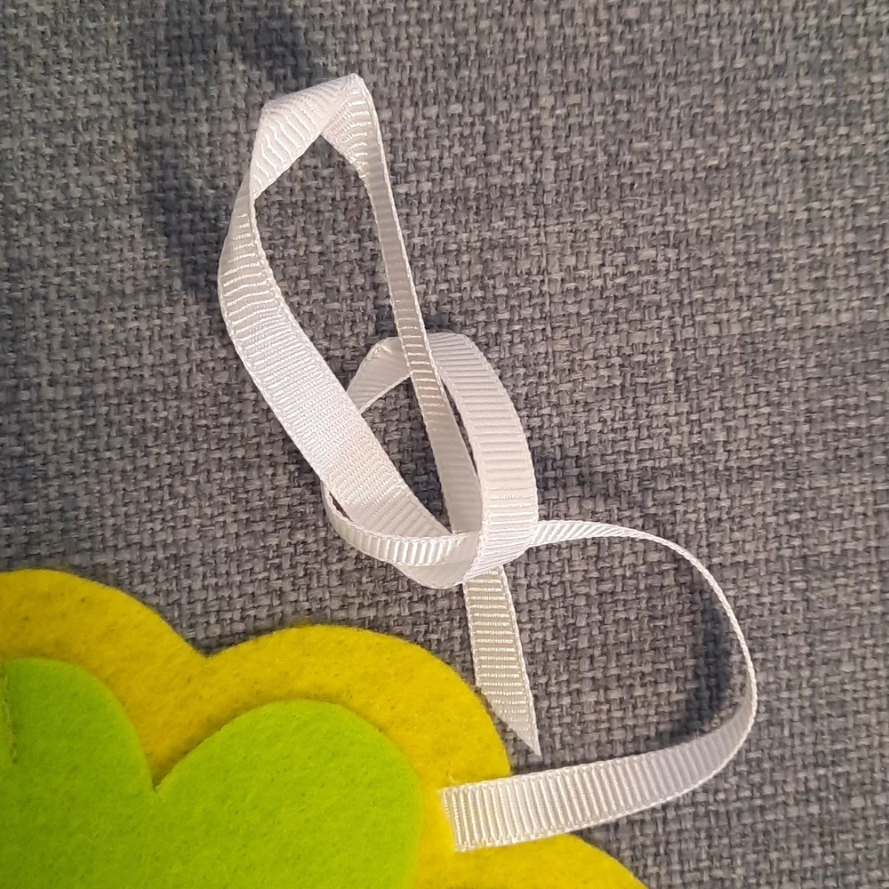 Felt Banner Garland Welcome Spring Flowers Bright & Cheery